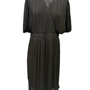 Boohoo Black Pleated Midi Dress